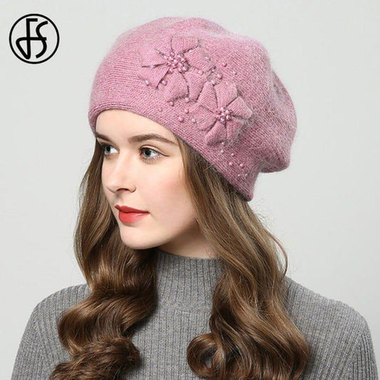 Bonnet pour femme originale avec fleurs tricotées - Adenbora