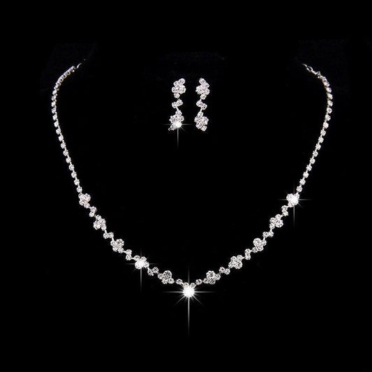 Ensemble de bijoux de mariage de luxe Fashion Shiny Rhinestone - Un ensemble de collier et boucles d’oreilles pour femmes - Adenbora